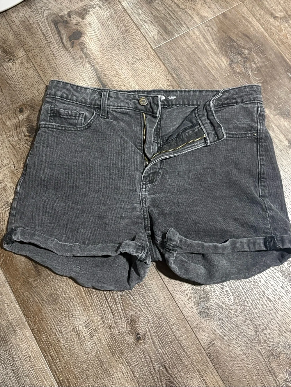 Old Navy Black Roll-Cuff Denim Shorts